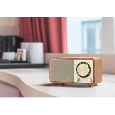 Sangean Genuine Mini (WR-7) FM-radio, Pähkinä Sangean Genuine Mini (WR-7) FM-radio, Pähkinä